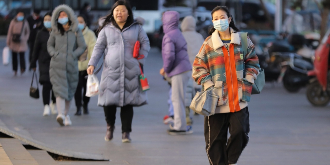 China aísla su tercera ciudad, hay más de 20 millones de confinados