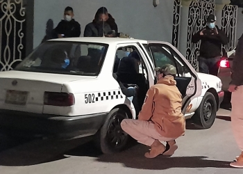 Bajo investigación taxista que transportaba migrantes