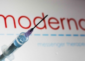 Moderna comienza ensayos para crear una vacuna contra el VIH