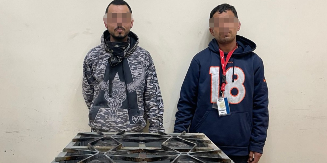 Roban en jardín de niños y son detenidos