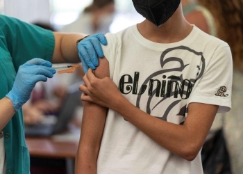 Se prepara Coahuila para vacunación de adolescentes de 12 a 15 años