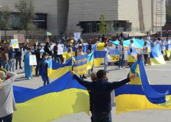 Ucranianos y rusos se reúnen en Monterrey para pedir que termine la guerra