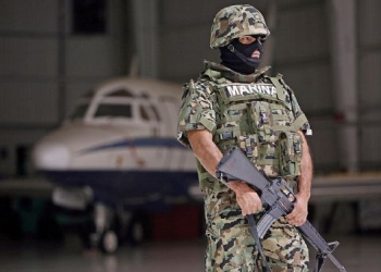 Ejército y Marina vigilarán todos los aeropuertos del país
