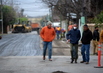 Trabajos de pavimentación continúan embelleciendo Acuña