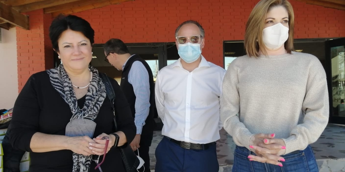 Cónsul de México visita el Centro de Recepción de estudiantes
