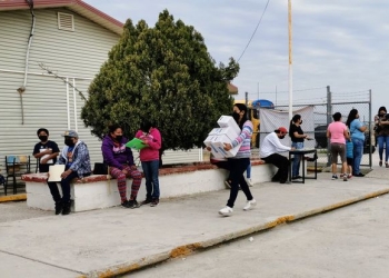 Planteles Educativos reciben donaciones para la prevención de contagios