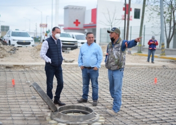 Avanzan en compromisos y demanda ciudadana con obras de pavimentación