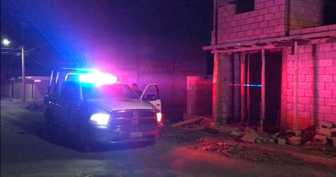 Policías salvan a un joven de la muerte