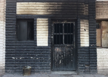 Se incendia casa con bebé adentro