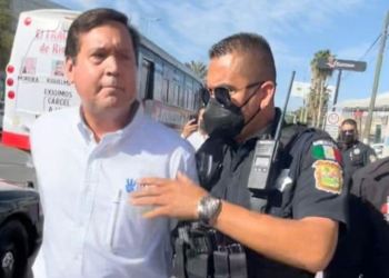 Detienen a diputado de Coahuila por protestar