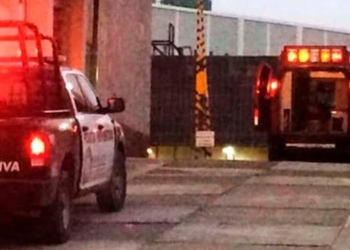 Niño de 3 años cae de vehículo en movimiento