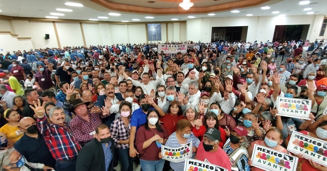 Mejía Berdeja no se descarta para gobernador de Coahuila