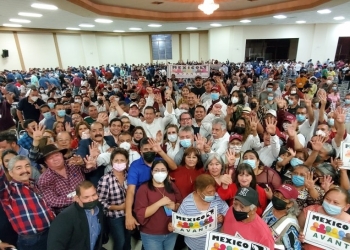 Mejía Berdeja no se descarta para gobernador de Coahuila