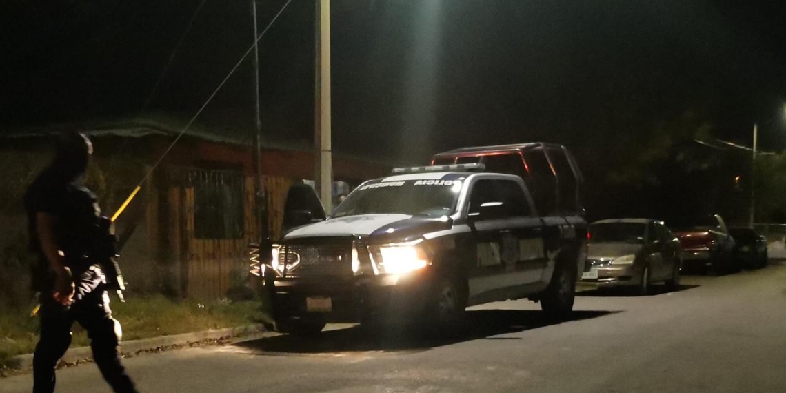 Roban motocicleta en colonia Villarreal