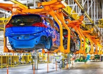 Planta GM en Coahuila se prepara para fabricar autos eléctricos