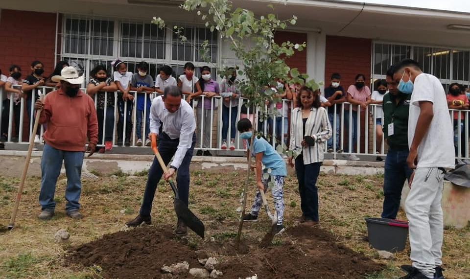 Contigo en la Escuela beneficia a la Secundaria José María Vasconcelos Calderón