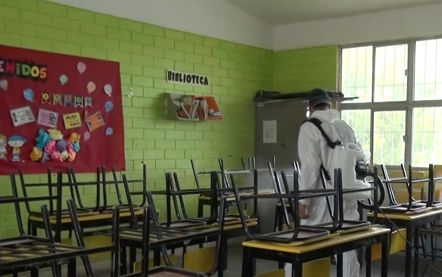 Recursos llegan a la Región Carbonífera con programa “La Escuela es Nuestra”