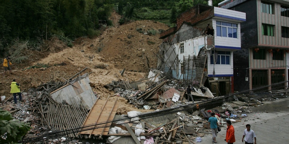 Censarán a más de 26 mil familias de Oaxaca con daños por huracán