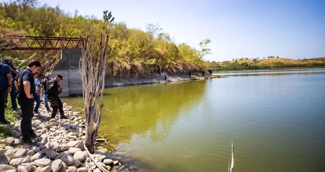 Hallan presa ilegal de agua en rancho de Nuevo León