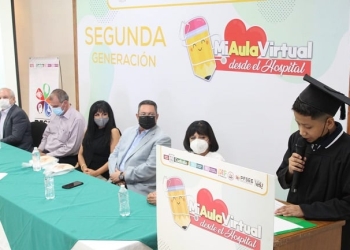 Se gradúan estudiantes de Mi Aula Virtual