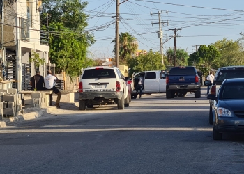 Mantienen versión de que detenido despojó de su arma al policía