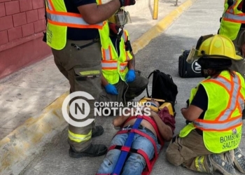 No escucha al tren y termina atropellado