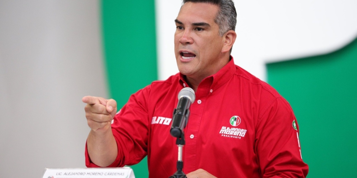 Denuncia “Alito” Moreno retención en AICM por supuesta alerta migratoria