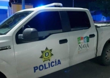 Grave hombre de 75 años tras caer de un caballo en Nava