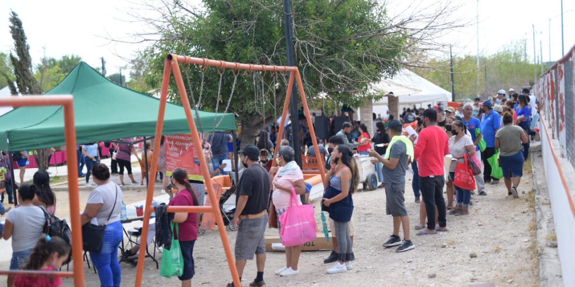 Brigada Contigo y Con Todo llegó al Fraccionamiento Fresnos I