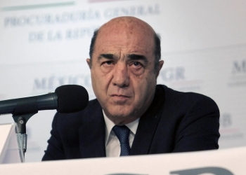 Dictan prisión preventiva a Murillo Karam