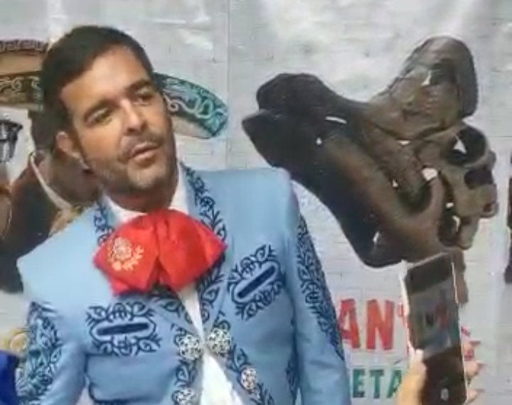 Pablo Montero se pelea con una reportera