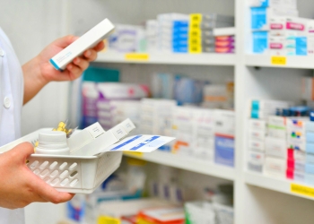 Detectan ‘robo hormiga’ de medicamentos de venta libre