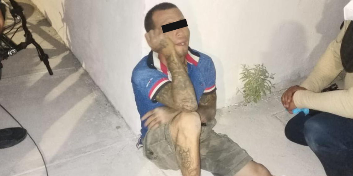 Joven intenta terminar con su vida colgándose de cables eléctricos