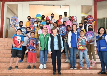 Culmina entrega del programa Mochilón 2022