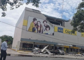 Una persona murió por derrumbe de barda: AMLO tras sismo en Michoacán