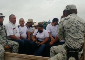 Con dolor asisten a misa en la mina El Pinabete