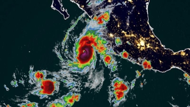 Huracán ‘Orlene’ es ‘potencialmente catastrófico’, alerta Nayarit; preparan albergues y suspenden clases