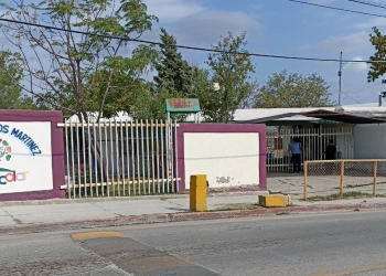 Centro de empoderamiento recibe denuncia contra sujeto que tomaba fotos a mujeres al exterior de jardín de niños