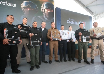Recibe SSP de Coahuila Certificación CALEA y equipo por 101 mdp