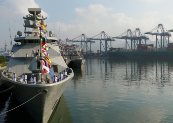 Conmemoran Día de la Armada