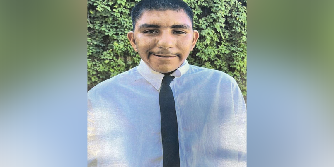 Reportan desaparecido a adolescente después de andar vendiendo dulces