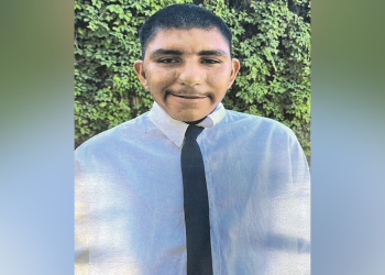 Reportan desaparecido a adolescente después de andar vendiendo dulces