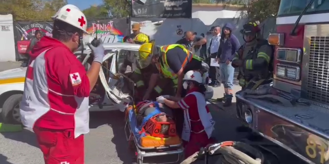 Se registra accidente con lesionadas