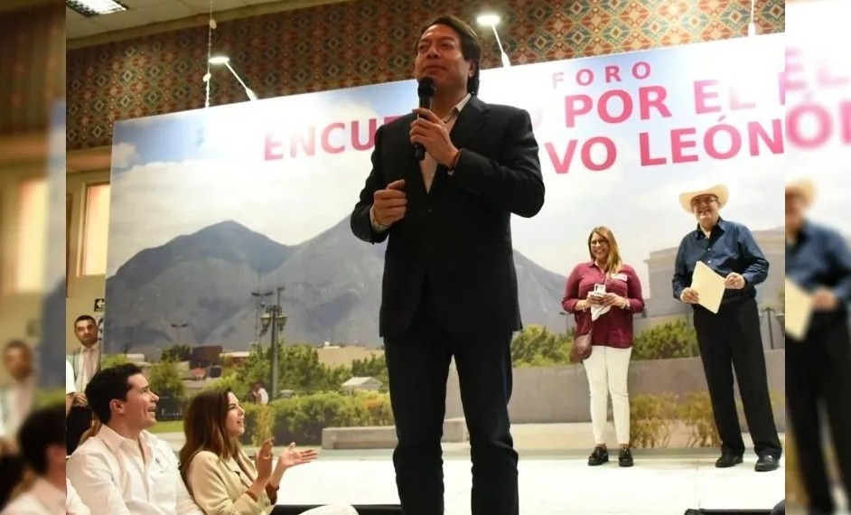 Ante Ebrard, Mario Delgado promete piso parejo para ‘corcholatas’