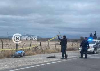 Muere motociclista tras pasar una curva