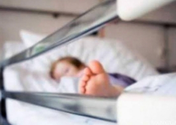 Muere niño de dos años