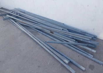 Lo sorprenden robando tubos galvanizados