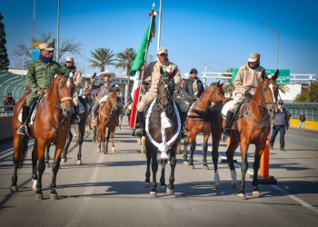 Con la hermanad de dos países dio inicio la tradicional cabalgata “La Grande”