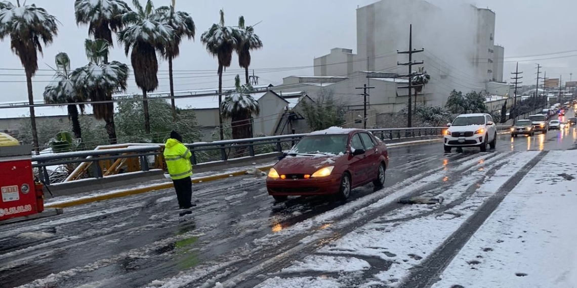 Nevada sorprende a Monclova en vísperas de la primavera