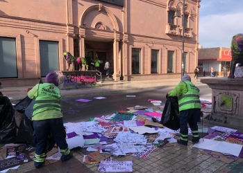 Mujeres limpian hoy lo que feministas dejaron ayer